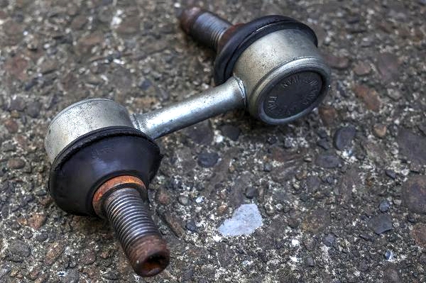 フロントスタビリンクブーツ切れ フロントスタビリンクブーツ切れ